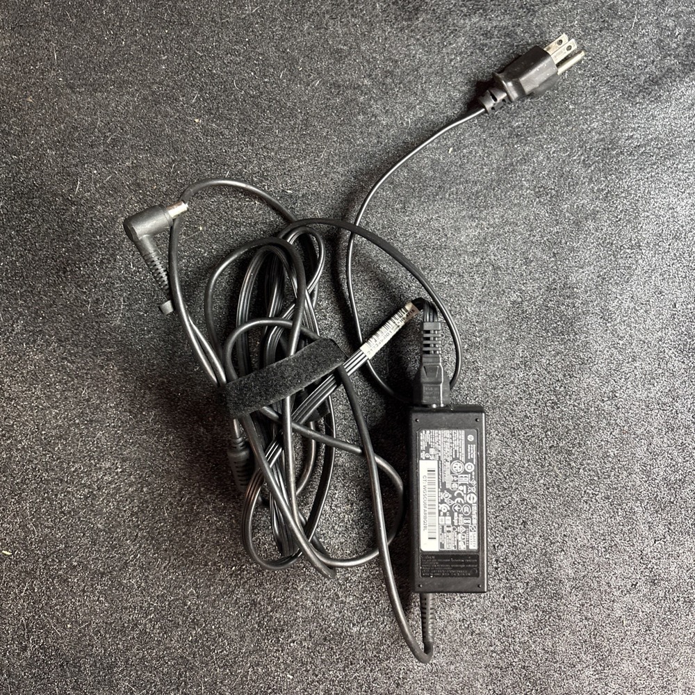 Hp 92817-003 Laptop Charger 7 Mil Bigger Tip. Black Tip For Pavilion Or Pro book